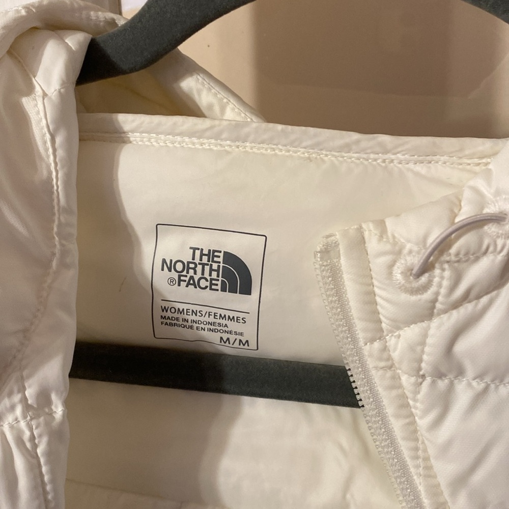 Jacket - Picture 2 of 6